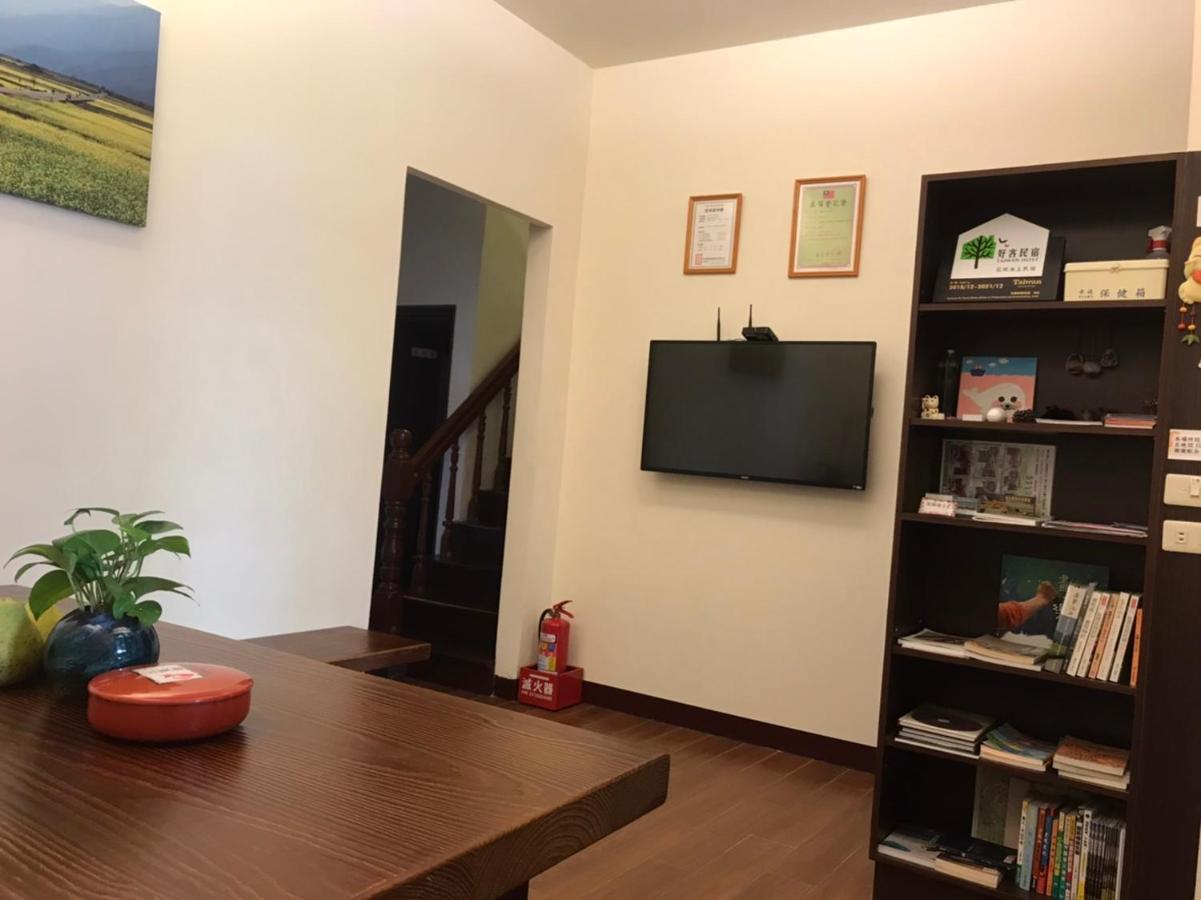 Flower Homestay Чишан Экстерьер фото